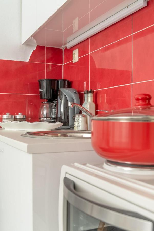 Modern Studio Near Downtown Heraklion  ภายนอก รูปภาพ
