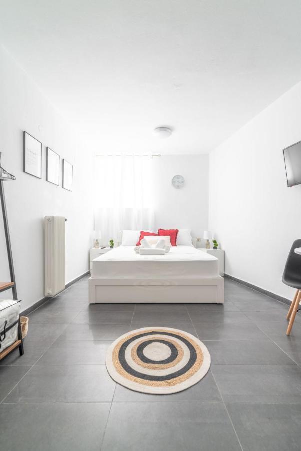 Modern Studio Near Downtown Heraklion  ภายนอก รูปภาพ