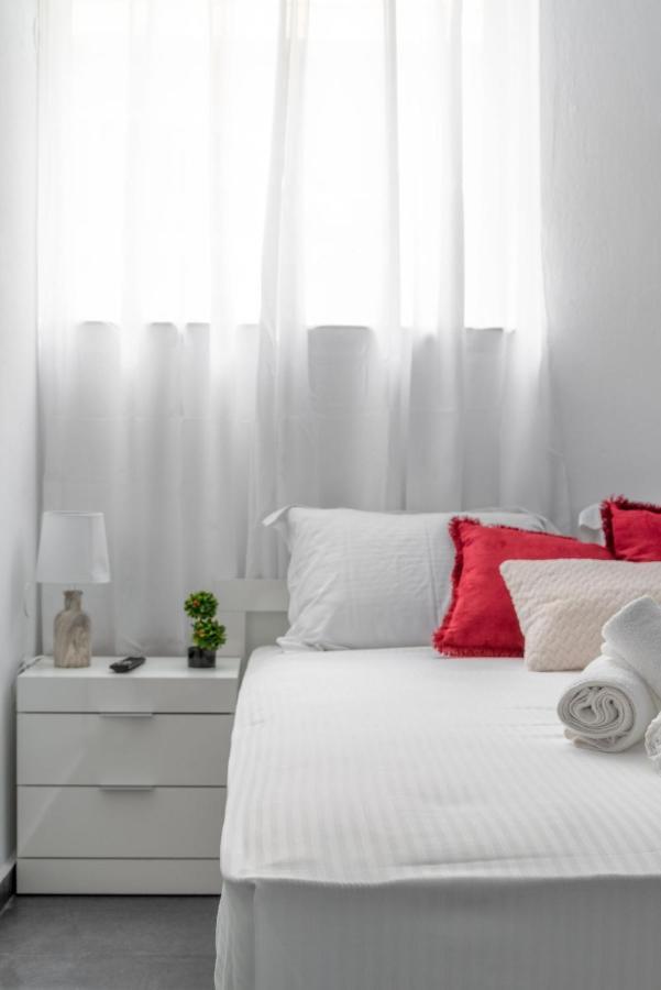Modern Studio Near Downtown Heraklion  ภายนอก รูปภาพ