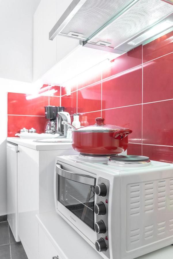 Modern Studio Near Downtown Heraklion  ภายนอก รูปภาพ
