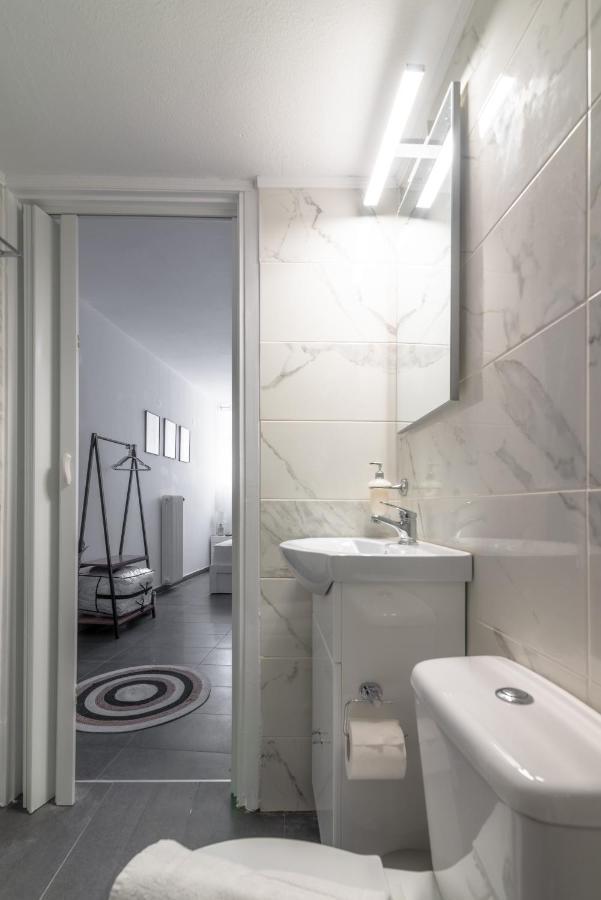 Modern Studio Near Downtown Heraklion  ภายนอก รูปภาพ